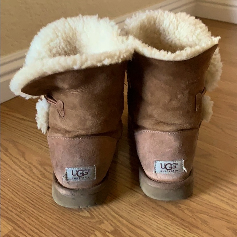 Uggs - image 4